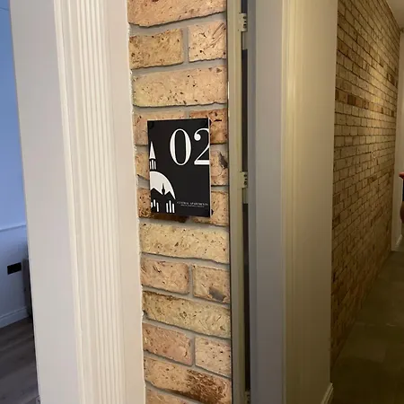 Central Apartments Sarajevo דירה *