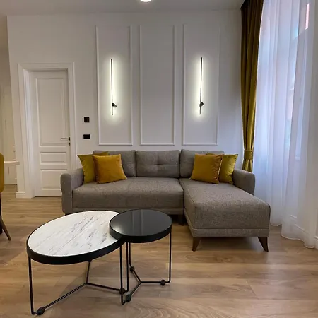 Central Apartments Sarajevo דירה